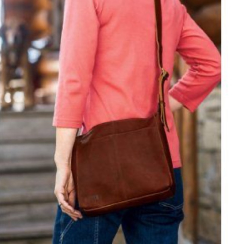 Duluth Lifetime Leather Sling Crossbody Bag